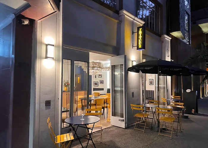 Condesa Residence 7 Stylish 2 Bedroom, 1 Bathroom Residence Accentuating Expansive Interiors